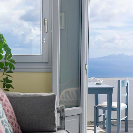 Phaos Santorini Suites 易莫洛林 外观 照片
