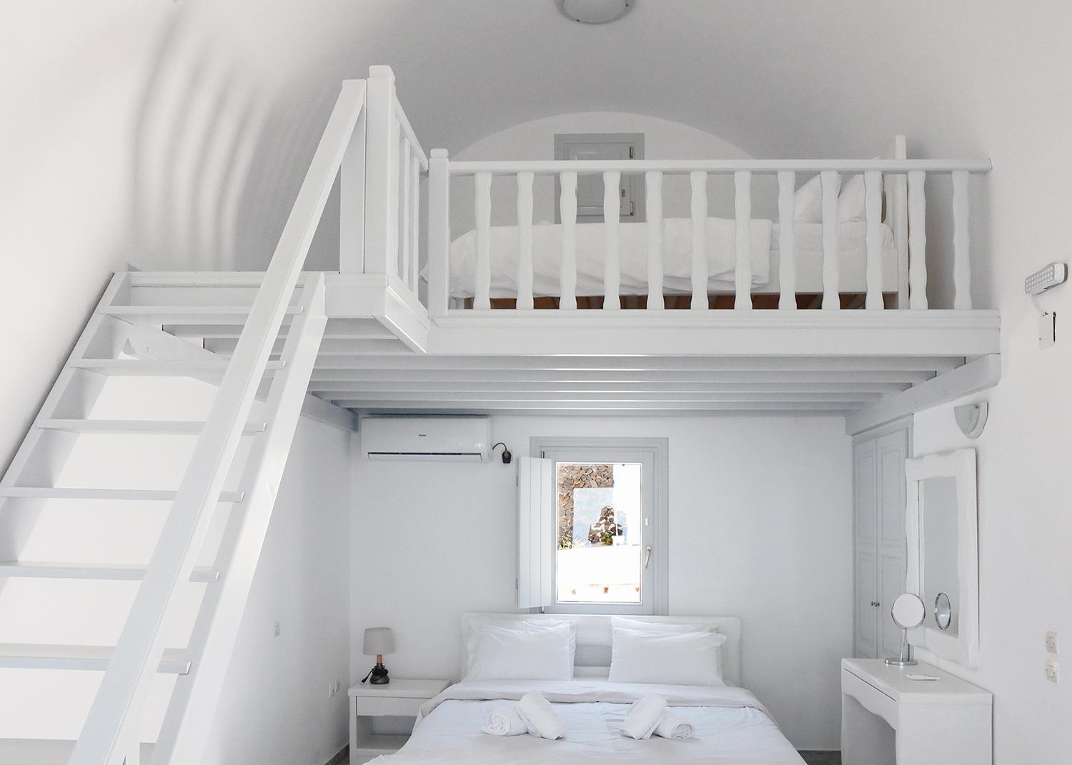Phaos Santorini Suites 易莫洛林 外观 照片