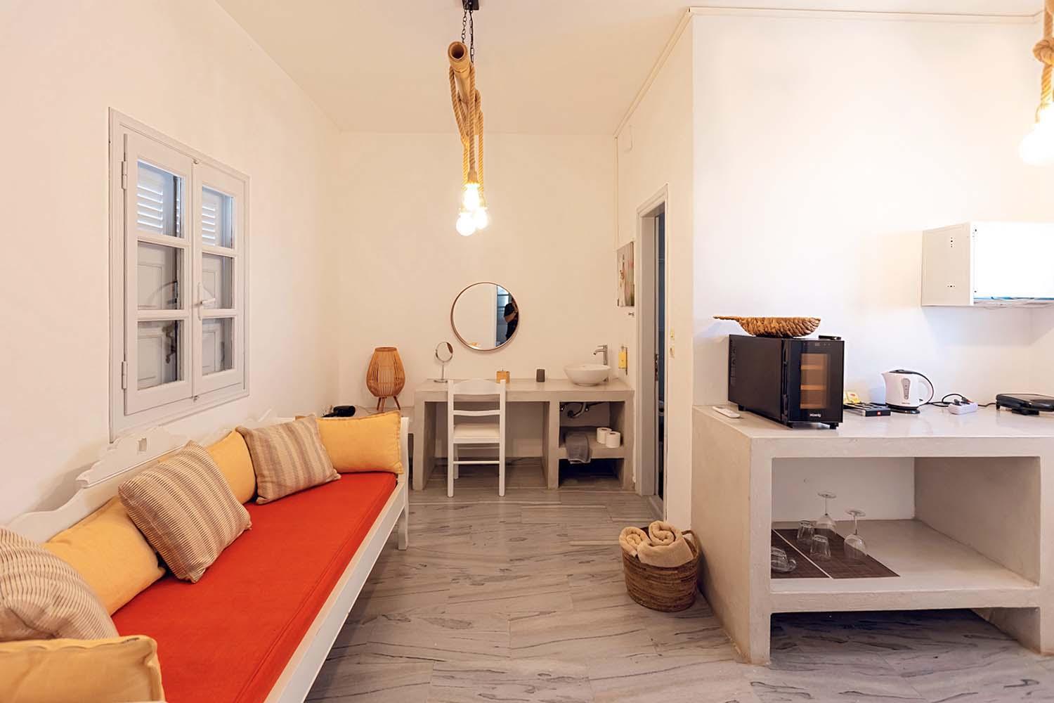 Phaos Santorini Suites 易莫洛林 外观 照片