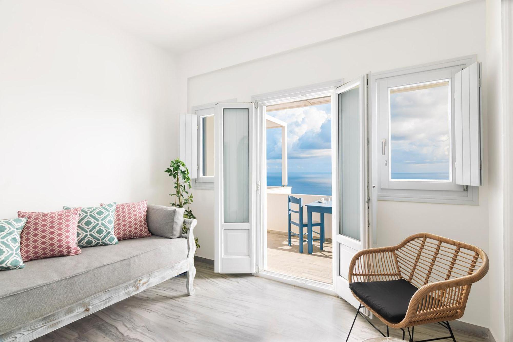 Phaos Santorini Suites 易莫洛林 外观 照片